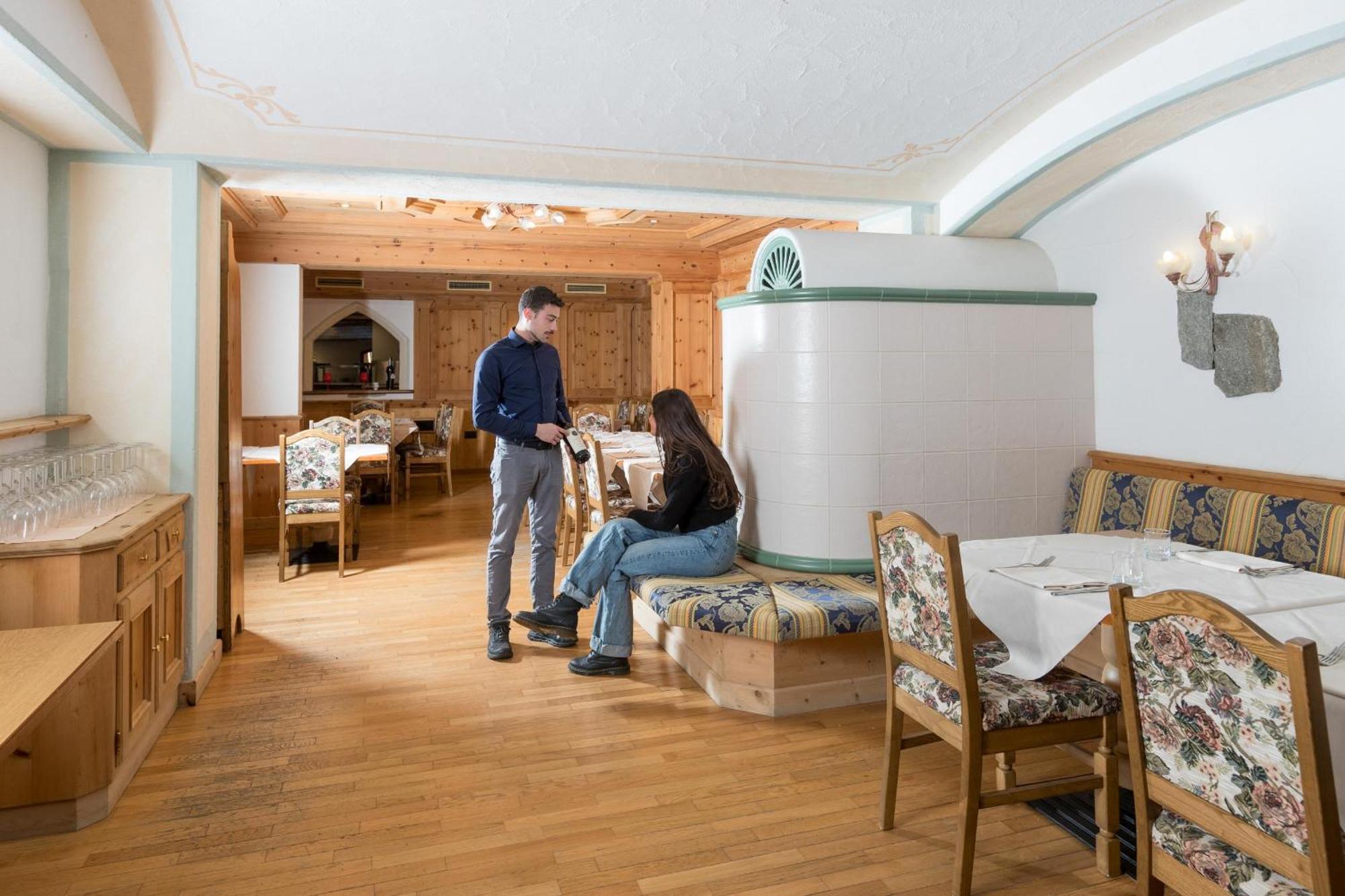Hotel Intermonti 리비뇨 외부 사진