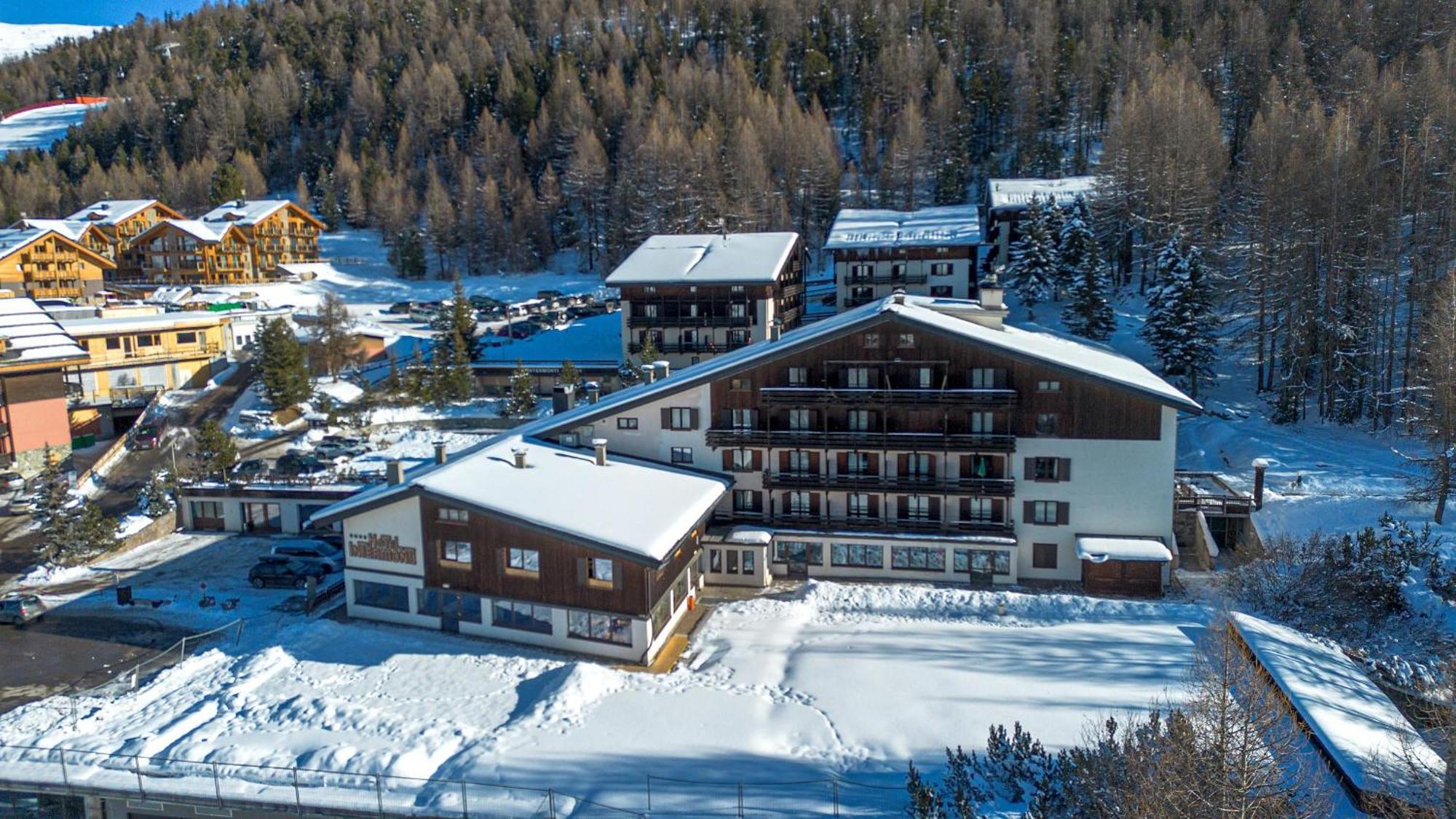 Hotel Intermonti 리비뇨 외부 사진