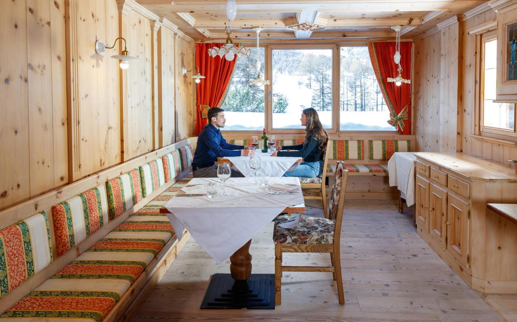 Hotel Intermonti 리비뇨 외부 사진
