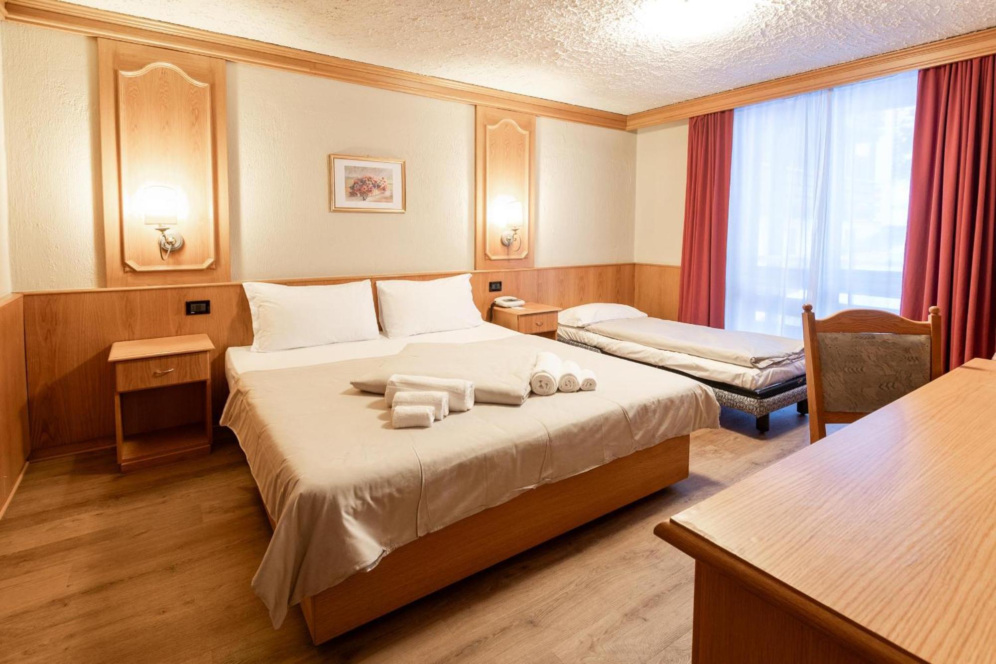 Hotel Intermonti 리비뇨 객실 사진