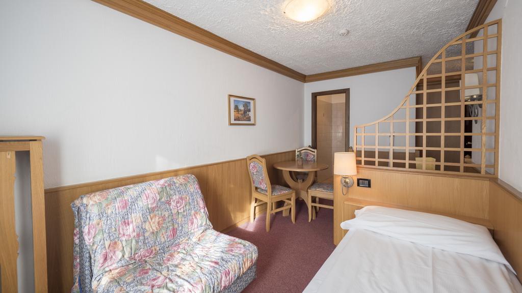 Hotel Intermonti 리비뇨 외부 사진